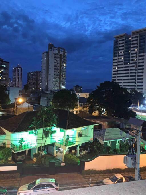 Excelente Apartamento 02 Qtos Proximo A Av Pelinca Luxo Lägenhet Campos dos Goytacazes Exteriör bild